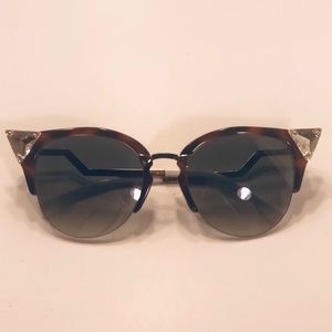 FENDI Cat eye sunglasses